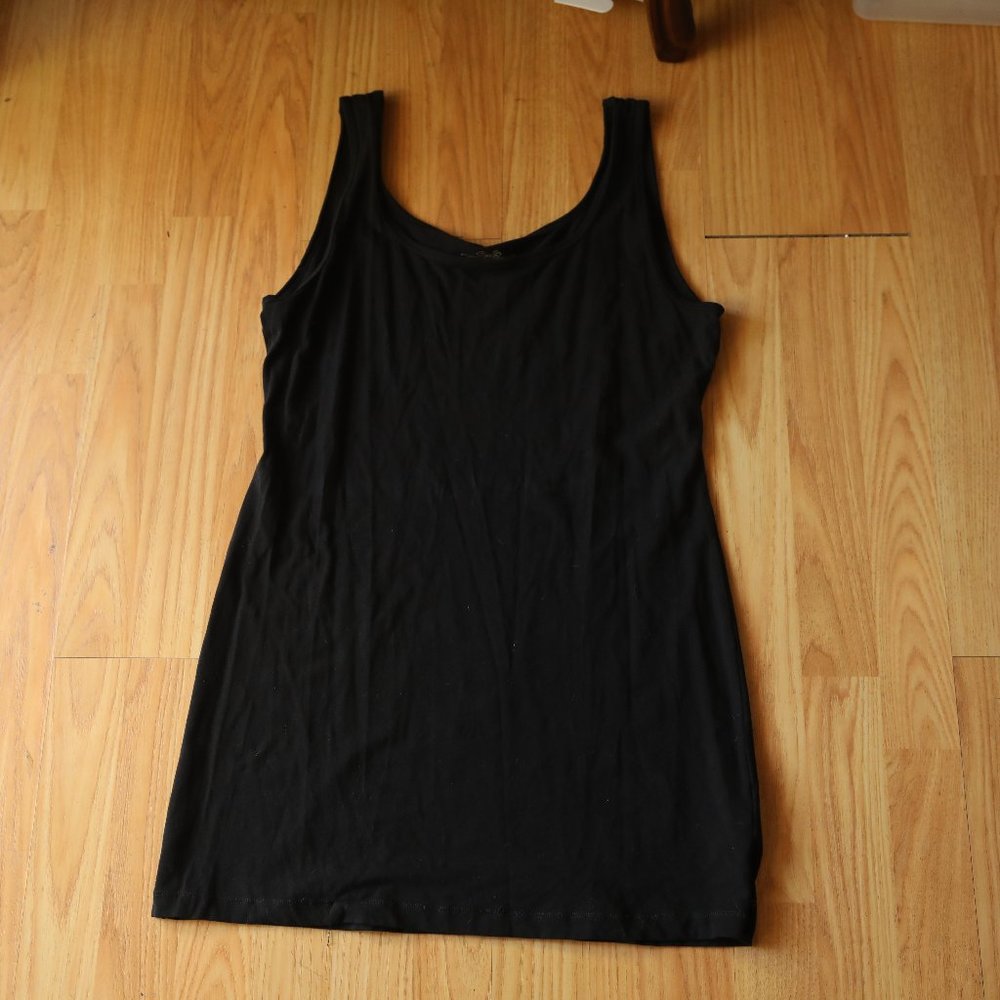 Basic black dress by Peruvian Connection!